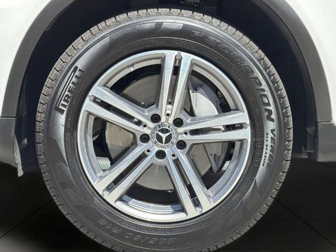 Used 2022 Mercedes-Benz GLC 300 image 25
