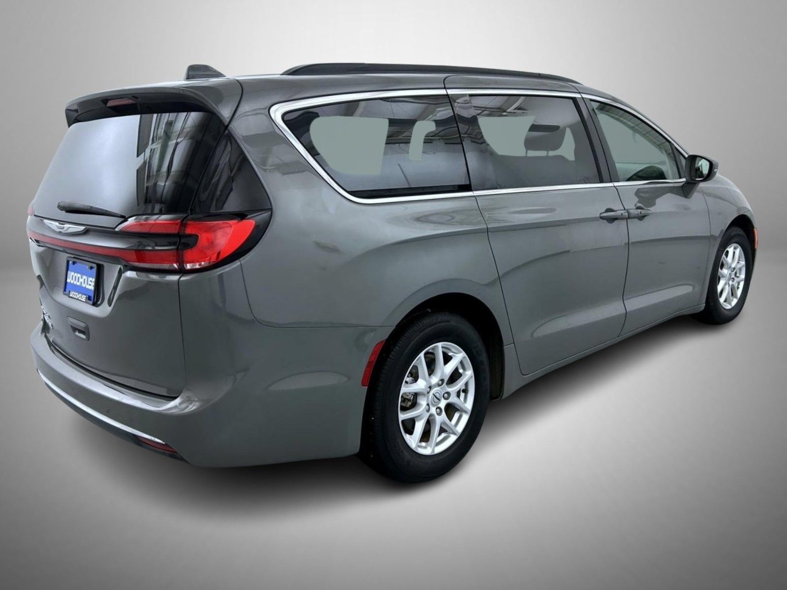 Certified 2022 Chrysler Pacifica Touring-L FWD image 5