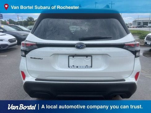 Certified 2025 Subaru Forester Premium AWD/4WD image 5
