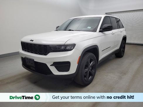 Used 2023 Jeep Grand Cherokee Altitude AWD/4WD image 1