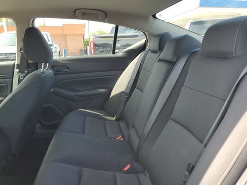Used 2024 Nissan Altima 2.5 SV FWD image 25