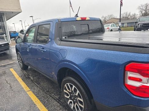 Used 2023 Ford Maverick Lariat w/ Lariat Luxury Package FWD image 2