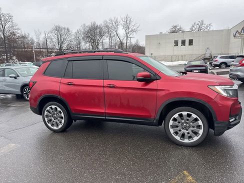 Certified 2024 Honda Passport EX-L image 9