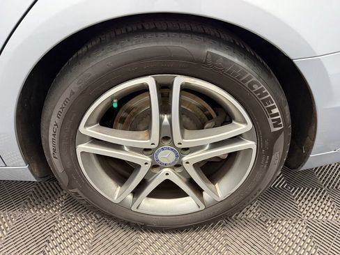 Used 2016 Mercedes-Benz S 550 Sedan image 20