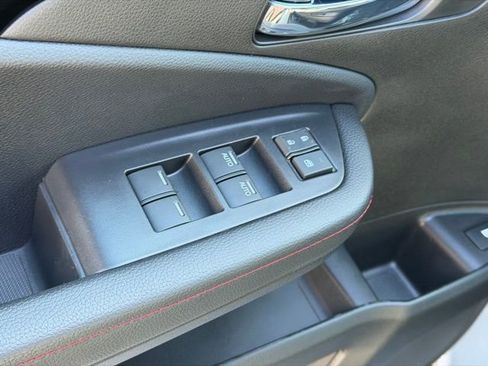 Certified 2025 Honda Ridgeline Black Edition image 24