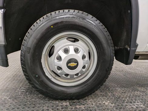 Used 2021 Chevrolet Silverado 3500 W/T w/ WT Convenience Package image 7