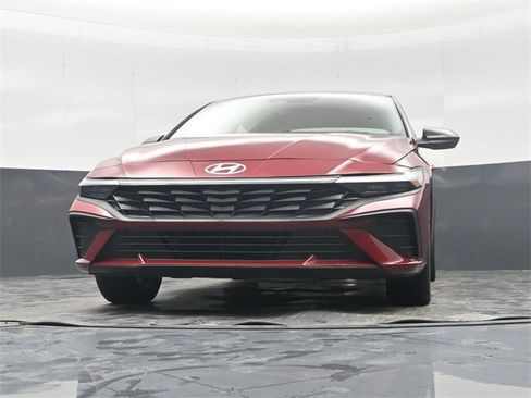 Used 2025 Hyundai Elantra SEL image 44