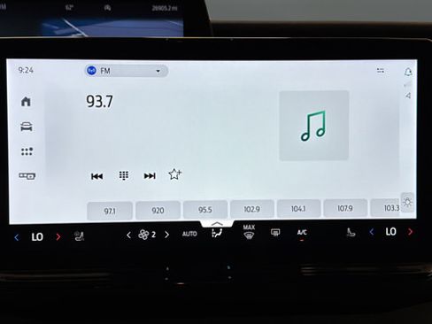 Used 2025 Ford Expedition Active AWD/4WD image 32