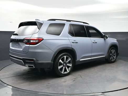 Used 2023 Honda Pilot Elite image 5
