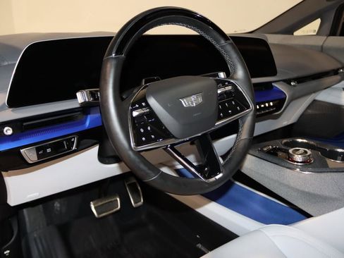 Used 2025 Cadillac Optiq Sport 2 w/ LPO, Floor Liner Package image 45