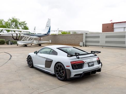 Used 2018 Audi R8 V10 plus AWD/4WD image 24