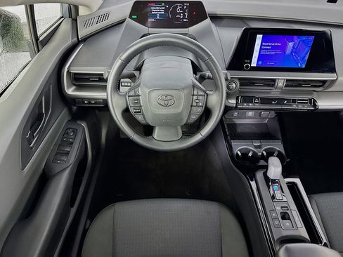 Used 2024 Toyota Prius LE image 27