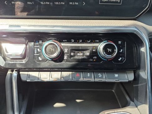 Used 2024 GMC Sierra 1500 Denali AWD/4WD image 23