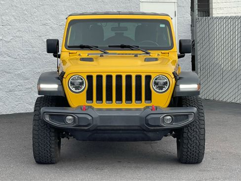 Used 2019 Jeep Wrangler Unlimited Rubicon w/ Cold Weather Group image 3