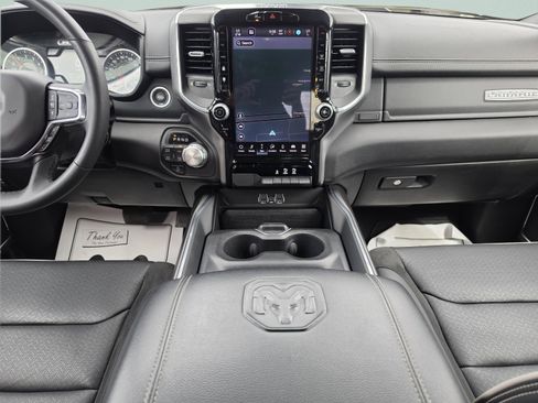 Used 2025 RAM 1500 Laramie AWD/4WD image 22