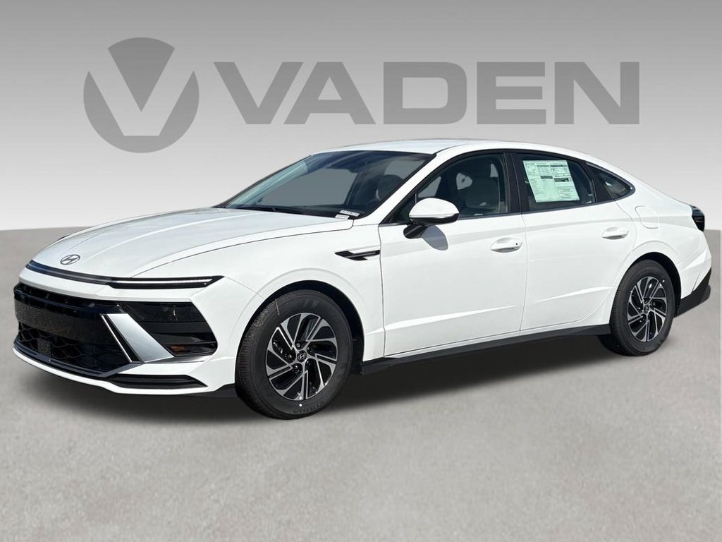New 2026 Hyundai Sonata SEL FWD image 1