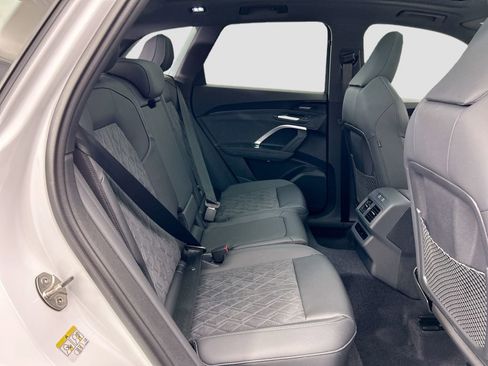 New 2025 Audi SQ5 Premium Plus image 21