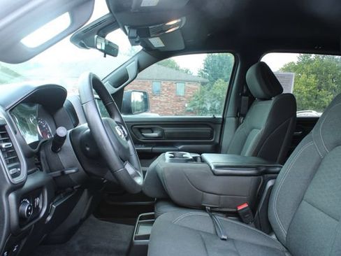 Used 2026 RAM 1500 Express AWD/4WD image 12