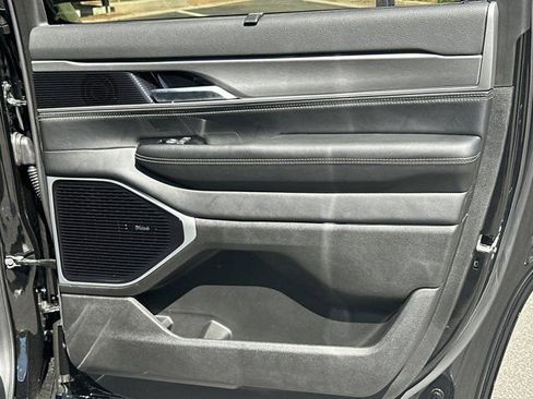 New 2026 Jeep Grand Wagoneer Limited image 19