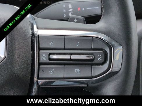Used 2025 GMC Yukon XL Denali AWD/4WD image 27