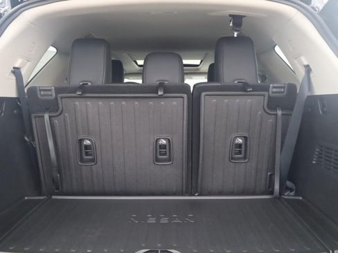 New 2026 Nissan Pathfinder Platinum AWD/4WD image 30