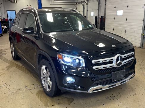 Used 2023 Mercedes-Benz GLB 250 GLB 250 image 10