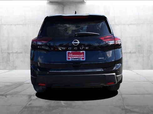 New 2026 Nissan Rogue SV image 6