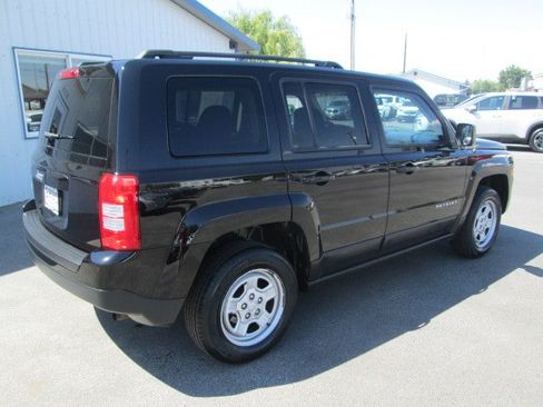 Used 2014 Jeep Patriot Sport w/ Power Value Group AWD/4WD image 6