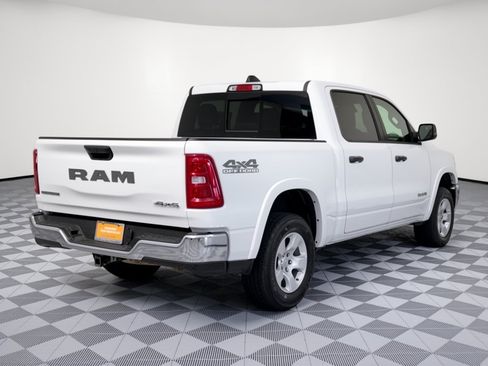 Used 2025 RAM 1500 Big Horn AWD/4WD image 9