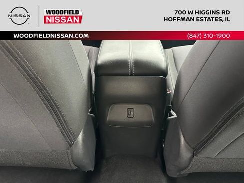 Certified 2025 Nissan Sentra SV FWD image 28