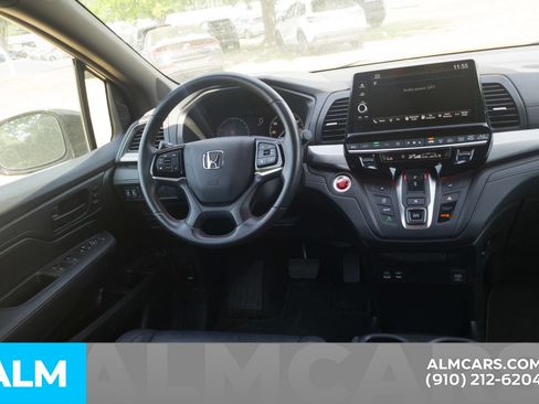 Used 2025 Honda Odyssey Sport-L image 21