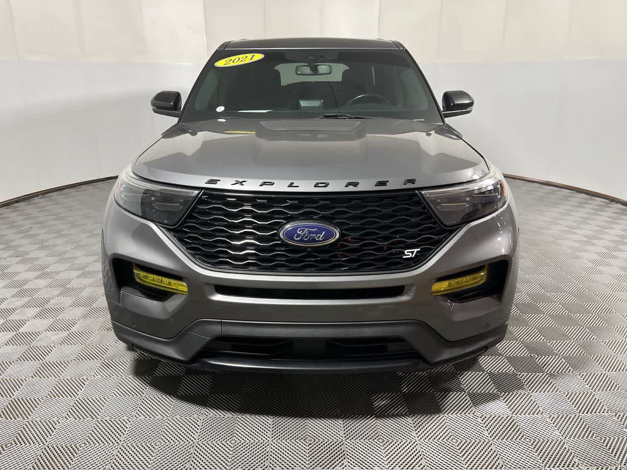 Used 2021 Ford Explorer ST w/ Equipment Group 401A AWD/4WD image 3
