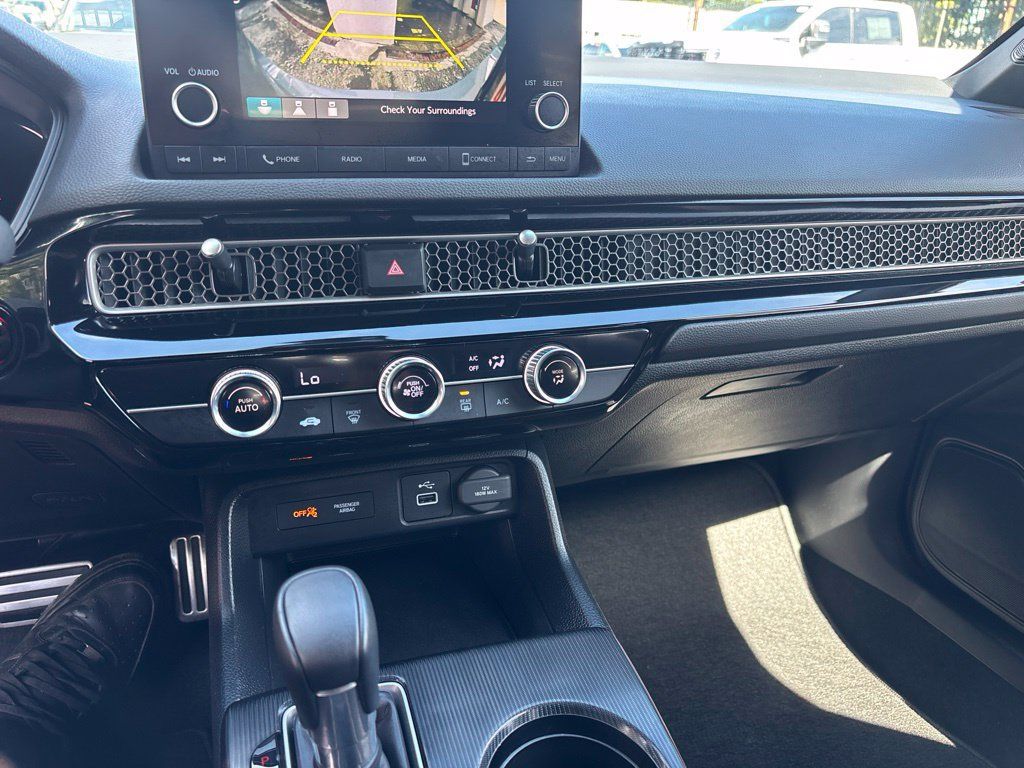 Used 2024 Honda Civic Sport image 14