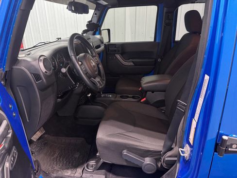 Used 2016 Jeep Wrangler Unlimited Sport w/ Quick Order Package 24S image 9