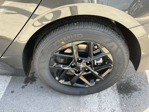 New 2026 Kia K5 LXS image 32