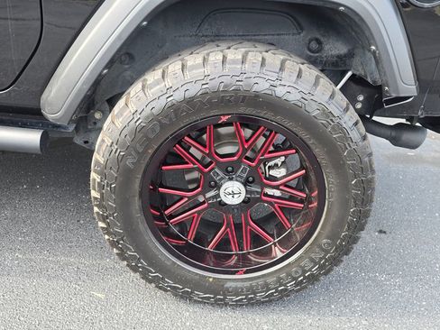 Used 2022 Jeep Wrangler Sport AWD/4WD image 12