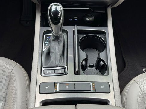 Used 2017 Genesis G80 3.8 AWD/4WD image 20