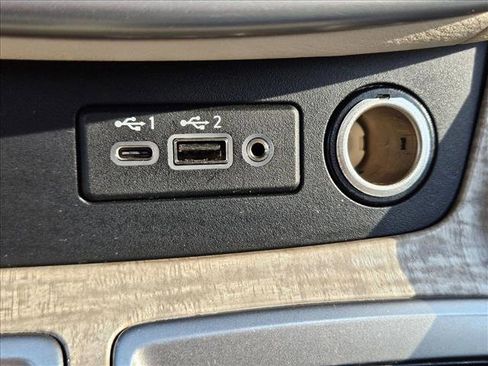 Used 2023 Nissan Murano SV image 21