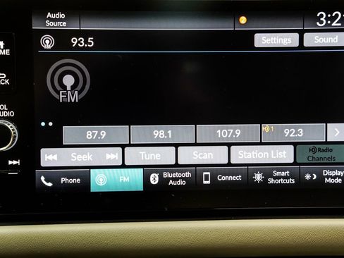 Used 2025 Honda HR-V EX-L image 33
