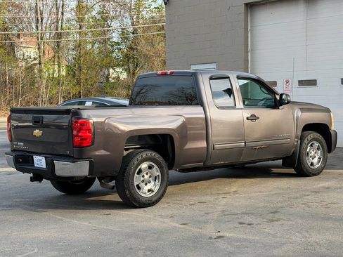 Used 2011 Chevrolet Silverado 1500 LT w/ All-Star Edition AWD/4WD image 6