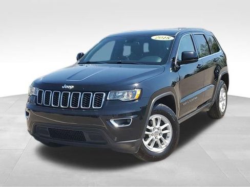 Used 2018 Jeep Grand Cherokee Laredo AWD/4WD image 1