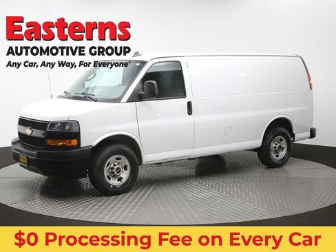 Used 2021 Chevrolet Express 2500 RWD image 49
