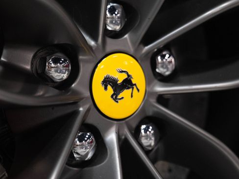 Used 2016 Ferrari 488 GTB RWD image 58