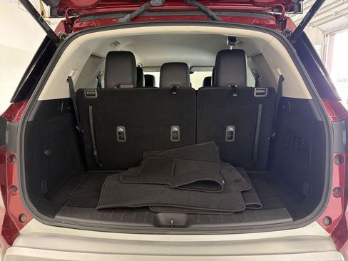 Certified 2024 Nissan Pathfinder SL AWD/4WD image 15