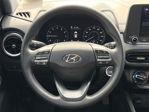 Used 2022 Hyundai Kona SEL image 23