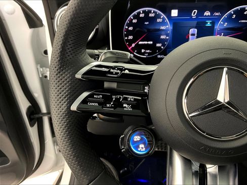 Certified 2025 Mercedes-Benz GLC 43 AMG 4MATIC image 11
