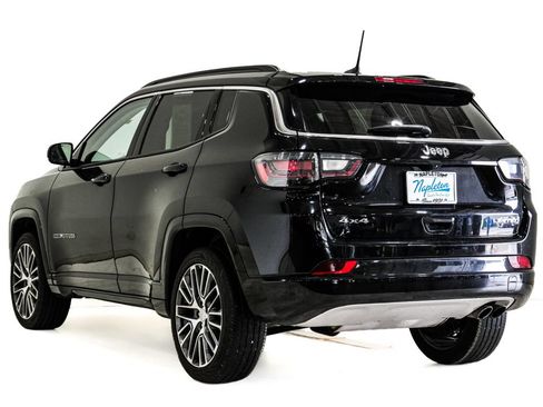 Used 2022 Jeep Compass Limited w/ Elite Group AWD/4WD image 9
