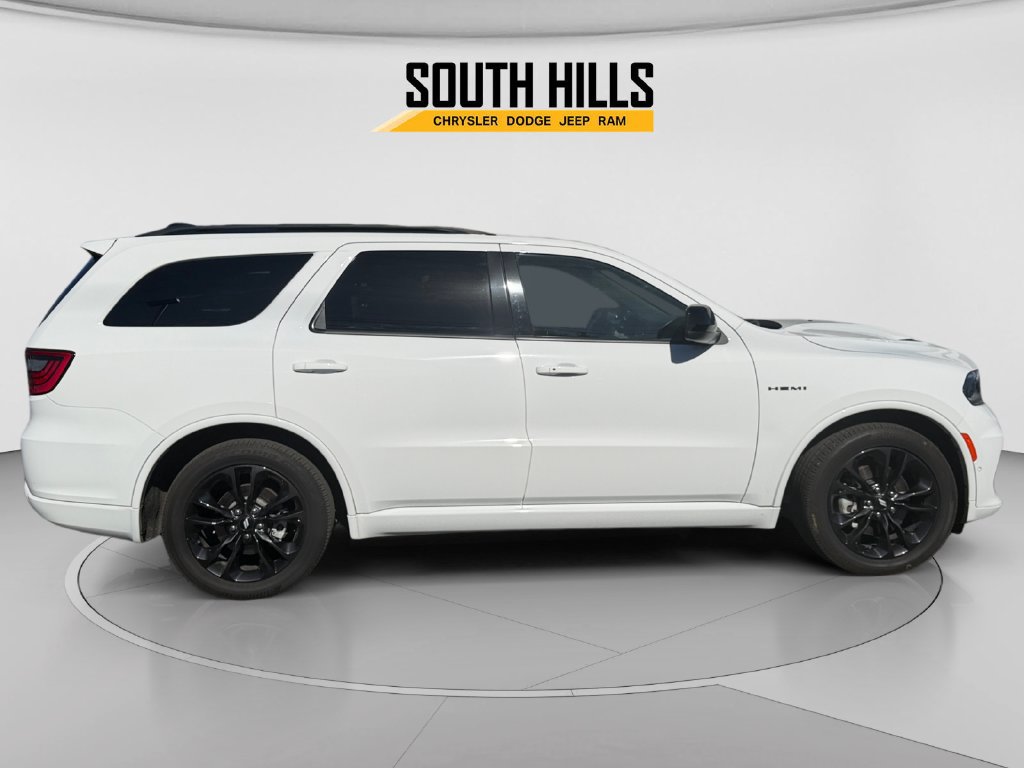 Used 2025 Dodge Durango R/T w/ Blacktop Package AWD/4WD image 6