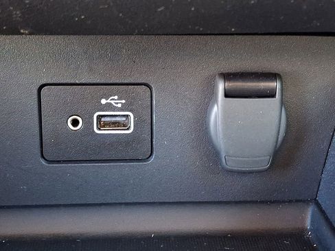 Used 2024 Nissan Altima 2.5 S FWD image 24