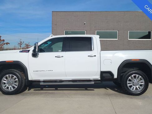 Used 2022 GMC Sierra 2500 Denali w/ Denali Ultimate Package image 2